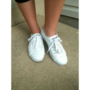 White Natutica Sneakers
